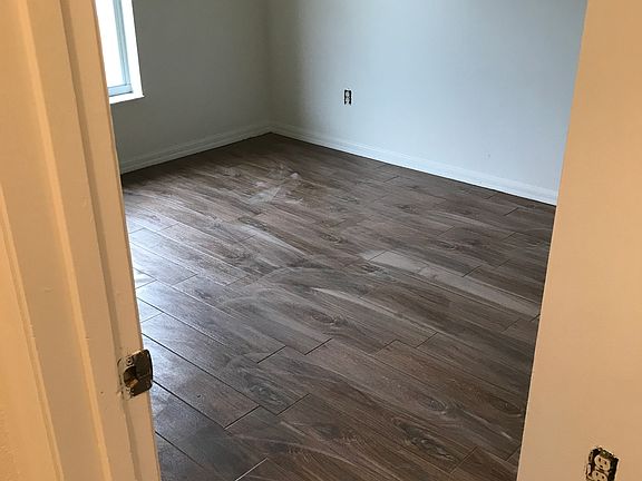 5th image of 6 Pine Hill Ln #B