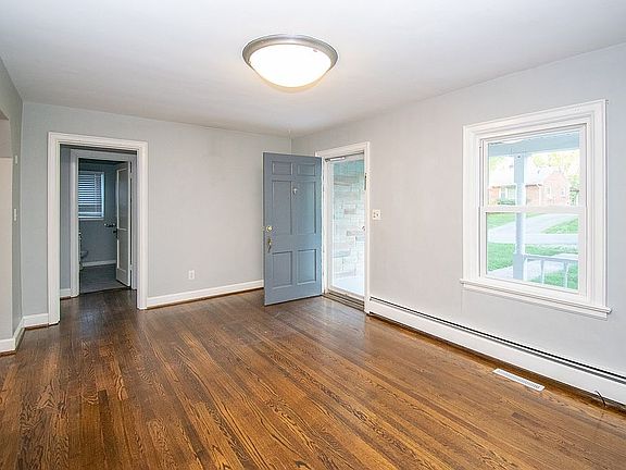 5th image of 3622 Brandywine Ave