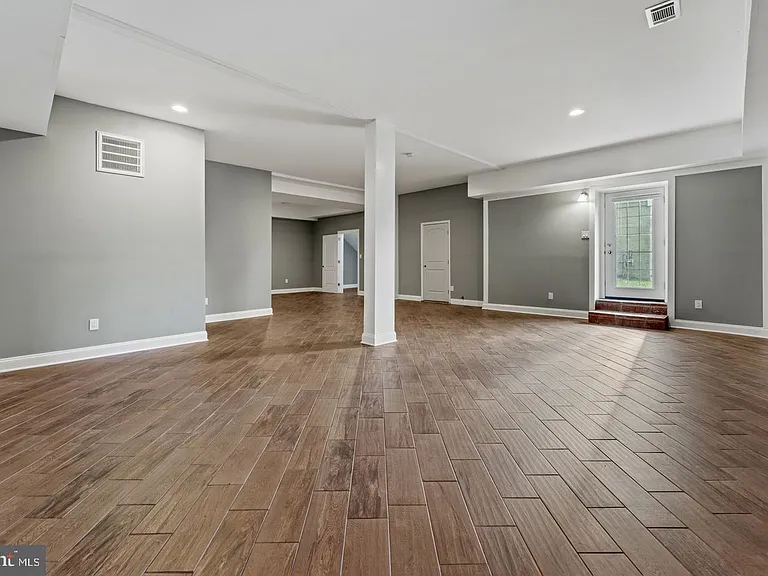 2621 Stenhouse Pl — Photo 38