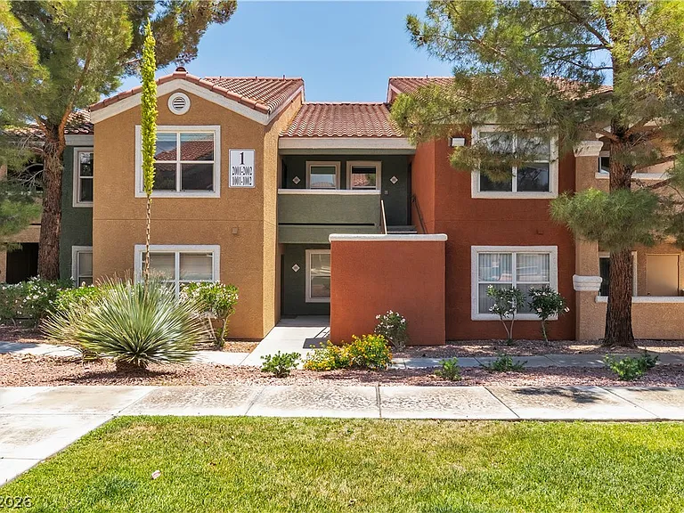 8101 W Flamingo Rd #2001 — Photo 1