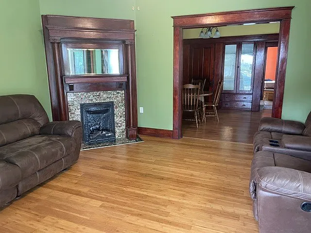 3 bed, 1680 sqft, $1,200 — Photo 3