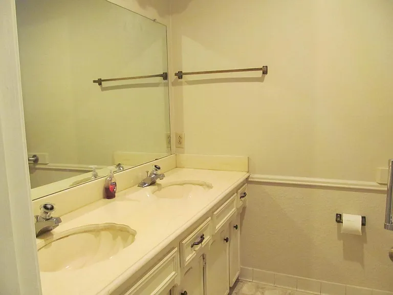 5506 Forest Timbers Dr — Photo 15