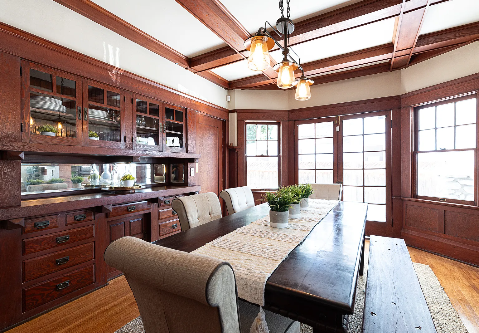 125 E Alvarado St — Photo 4