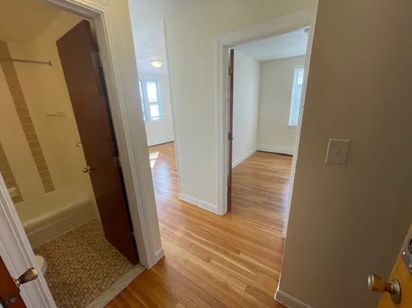162 N Beacon St #11, Brighton, MA 02135