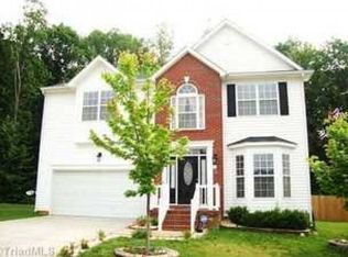 25 Luzelle Dr, Winston Salem, NC 27103