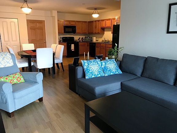 4th image of 4833 N Olcott Ave Unit 413