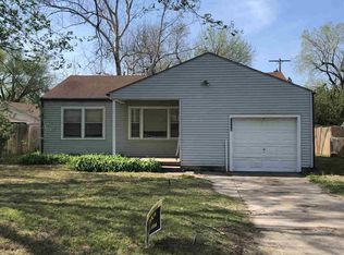 1725 E Carson Ave, Wichita, KS 67216