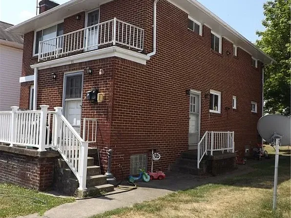 524 Chestnut St #2, Greensburg, PA 15601