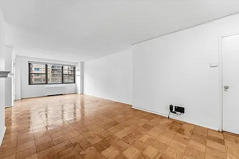 1 bed, 911 sqft, $2,500 — Photo 3