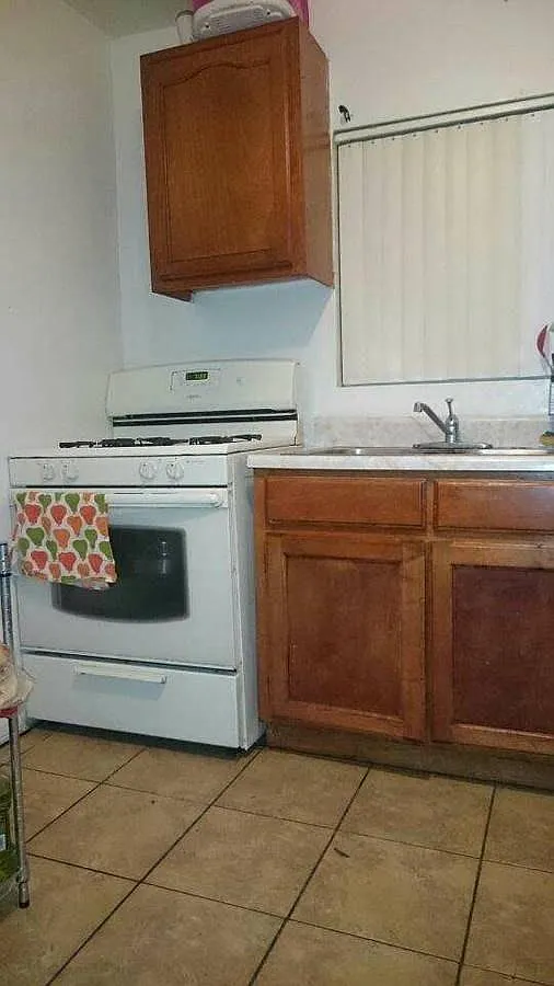 267 E 3rd Street — Photo 2