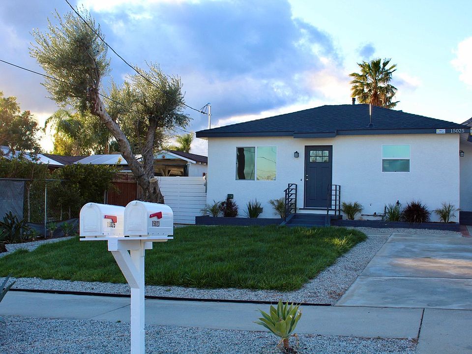 1st image of 15025 Larkspur St