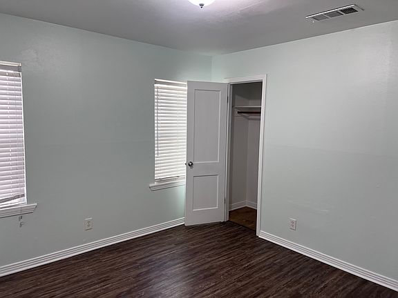 2nd image of 2660 Poinsettia Dr