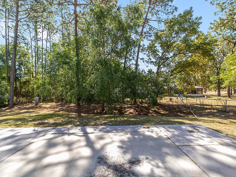 7184 Hemlock Loop — Photo 30