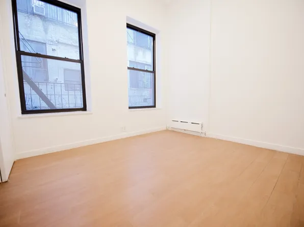 181 East Broadway image 3 of 5