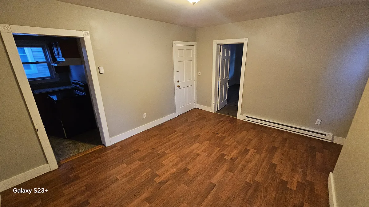 Building Photo - 72 Montgomery St #1