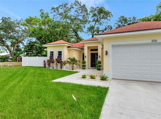 306 E Clay Ave, Brandon, FL 33510