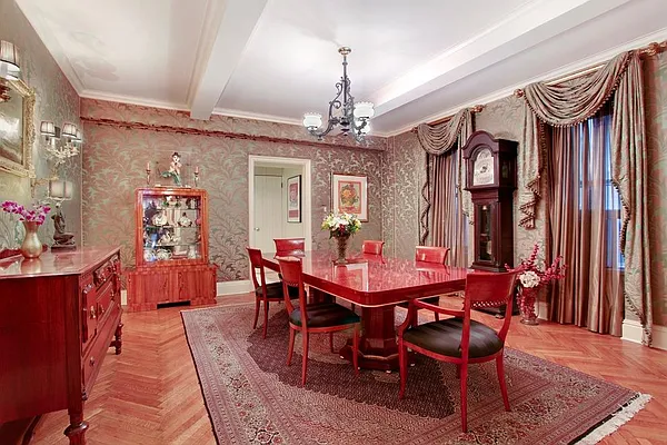 Sold by Corcoran | media 35