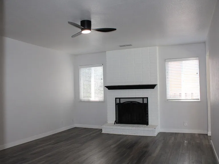 130 Aster Ct — Photo 12