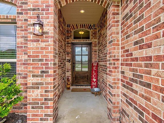 4th image of 6865 Woodridge Dr