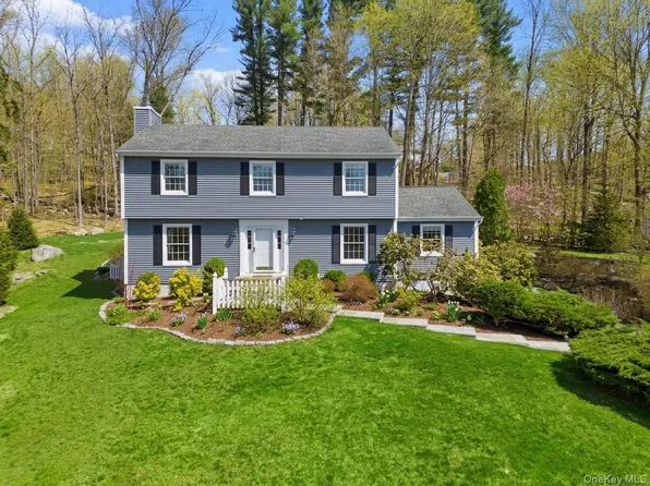 5 Indian Hill Road, Brewster, NY 10509