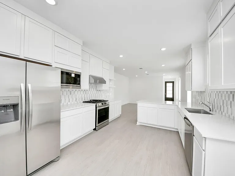 1062 Blue Stone Dr — Photo 30