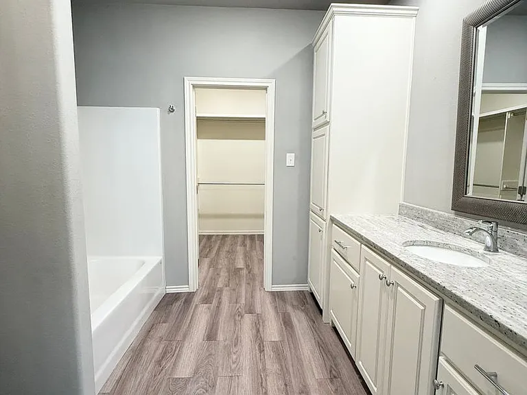 1217 Preston Trl — Photo 28