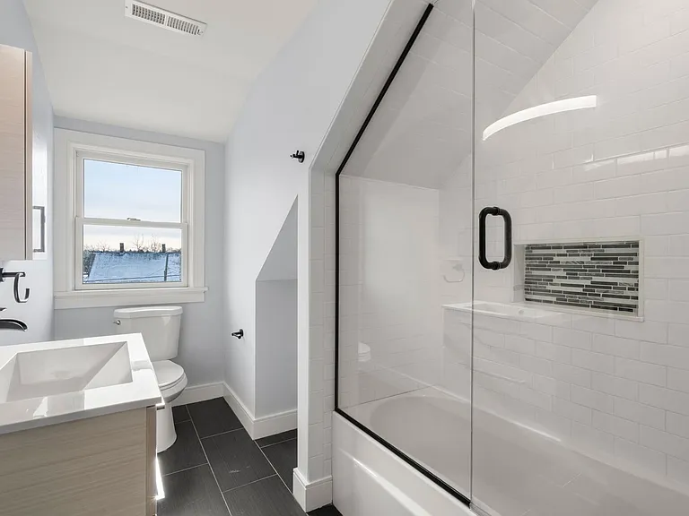 167 Charles St #4 — Photo 8