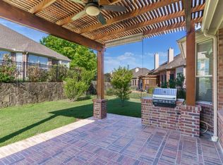 671 Scenic Ranch Cir, Fairview, TX 75069