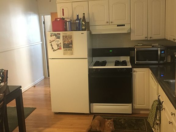 2nd image of 866 N 23rd St #2