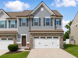 1420 Carderock Springs Dr, Gallatin, TN 37066