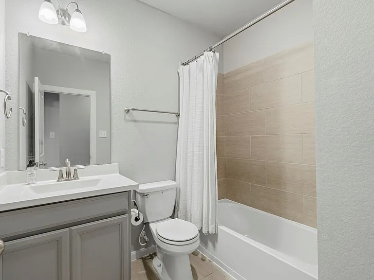 10055 Napier Dr — Photo 15