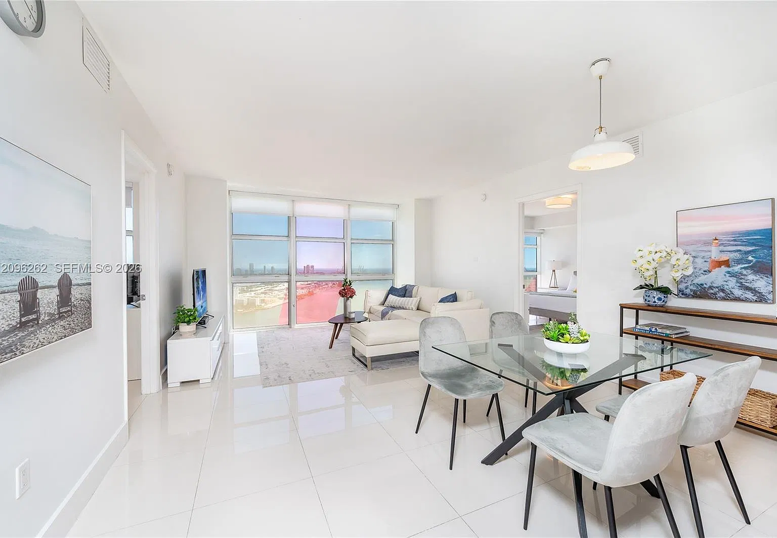 50 Biscayne Condo — Photo 1