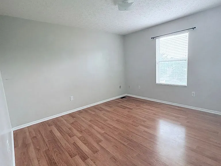 7735 Royal Park Dr — Photo 12