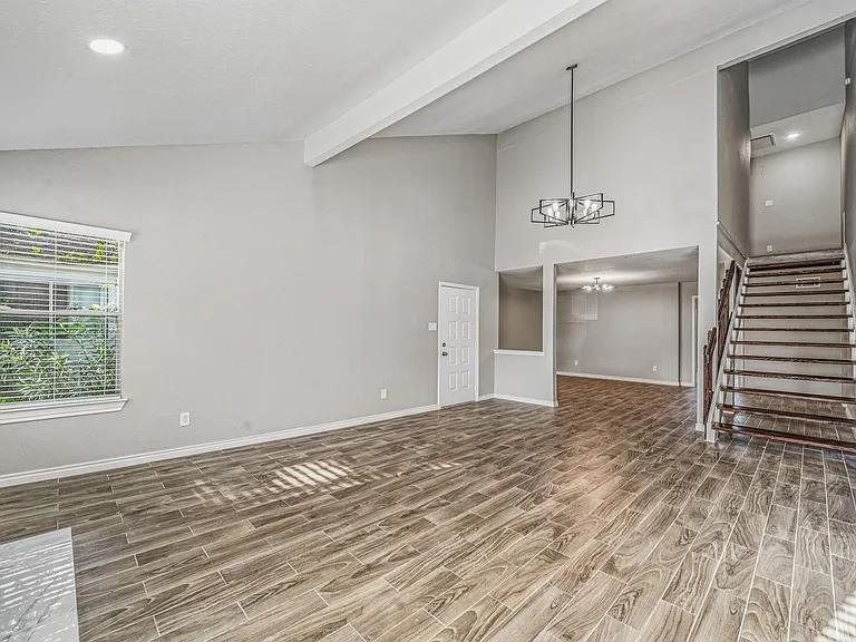 2911 Waypark Dr — Photo 6