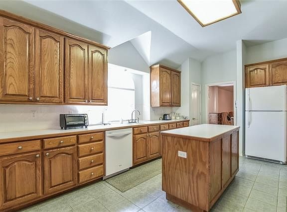 4th image of 6309 Fannin Dr