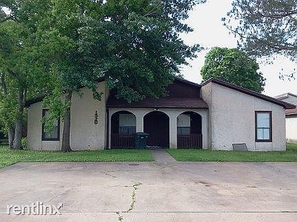 1520 Pineridge