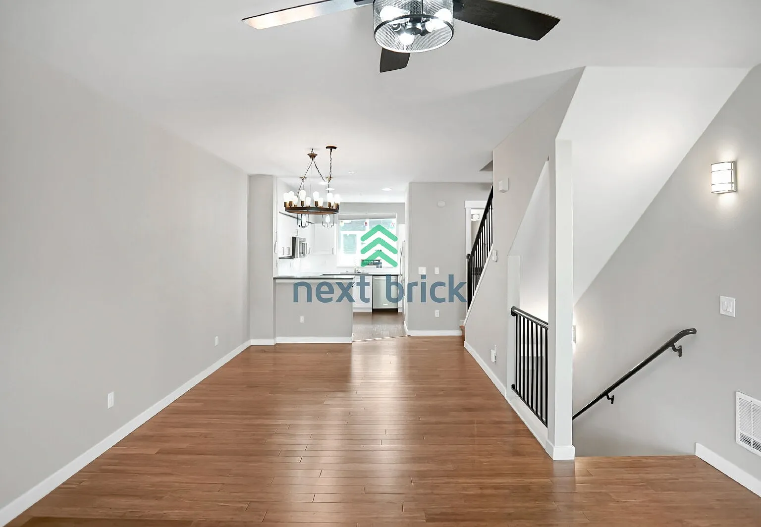 "Charming 2-Bed, 2.5-Bath Retreat in Bothell - Spacious 1157 Sq Ft Haven!" — Photo 3
