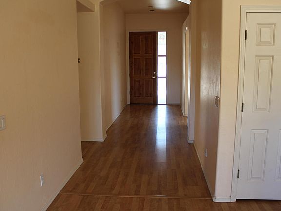 3rd image of 3056 W Desert Glory Dr