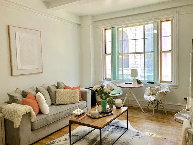 1st image of 287 Amsterdam Ave #209