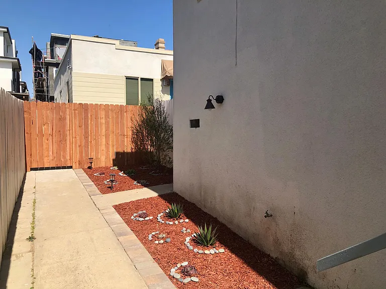 518 N Francisca Ave — Photo 19