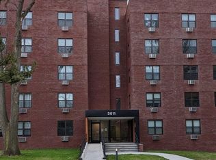 3011 Edwin Ave APT 3F, Fort Lee, NJ 07024