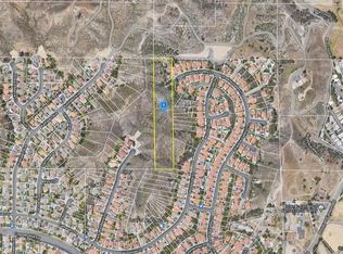Shadow Valley Ln, Saugus, CA 91390