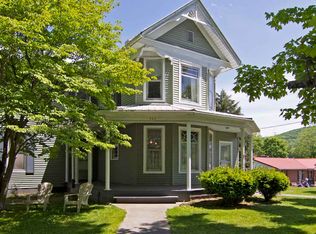 464 Chestnut Ave E, Alderson, WV 24910