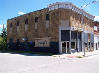 701 E Cherry St, Nevada, MO 64772
