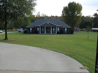 924 Peace Church Rd, Wetumpka, AL 36093