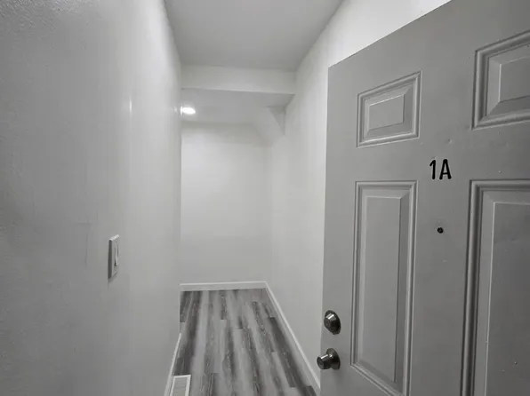 180 Brookdale Ave #1A, Newark, NJ 07106