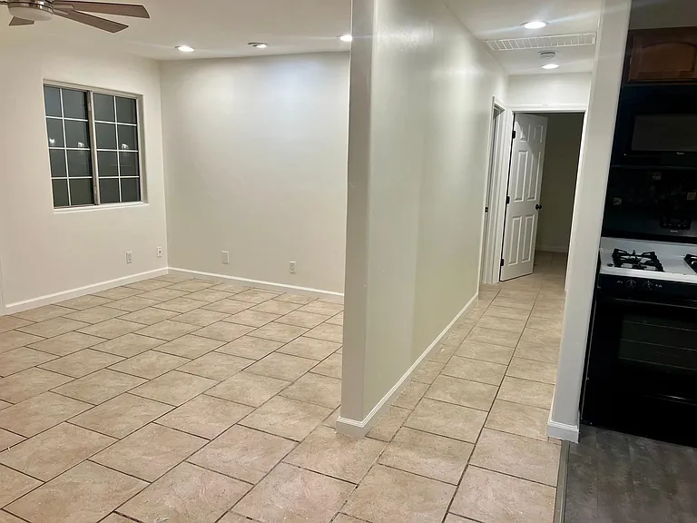 43780 Buena Cir — Photo 4