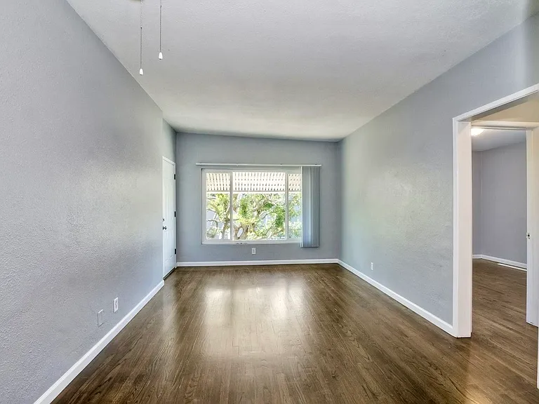 3557 College Ave #1/2 — Photo 7