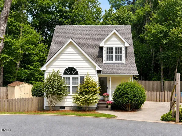 51 Field St, Pittsboro, NC 27312