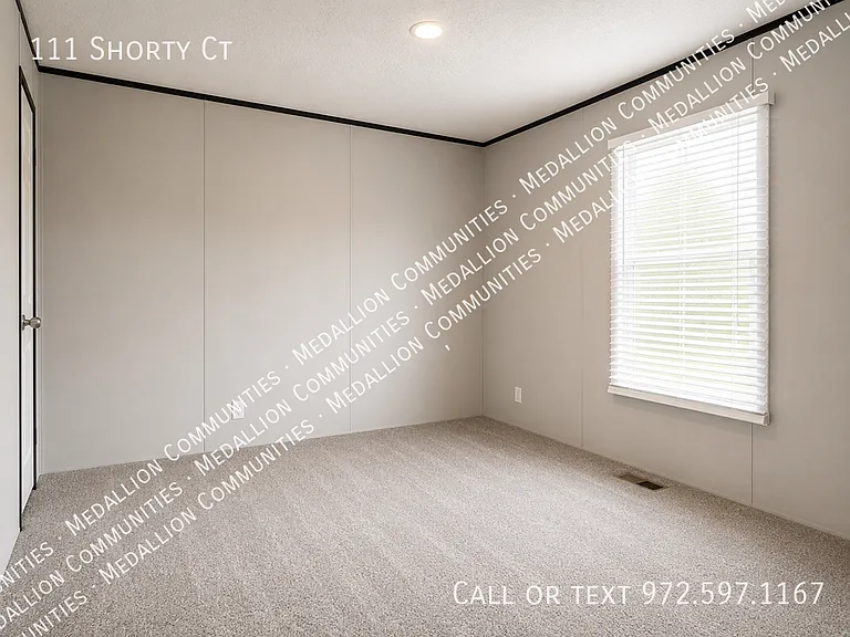 111 Shorty Ct — Photo 7